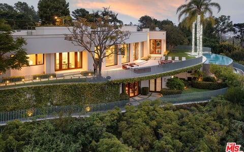 1118 Calle Vista Drive, Beverly Hills, CA 90210