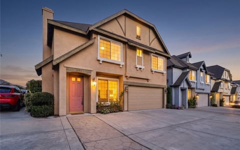 108 S Mountain A, Monrovia, CA 91016