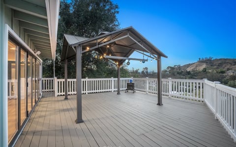 3582 Elm Drive, Calabasas, CA 91302