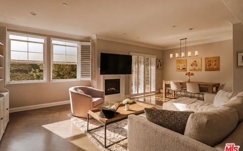4237 Longridge Avenue 203, Studio City, CA 91604