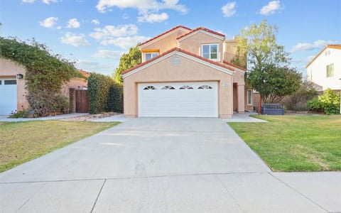 7252 Pecan Ave, Moorpark, CA 93021