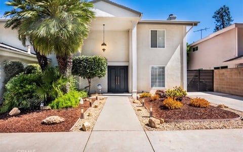 18649 Superior, Northridge, CA 91324