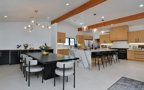 5531 Hermitage, Valley Village, CA 91607