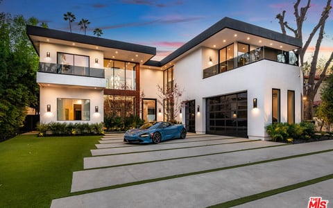 4530 Libbit Avenue, Encino, CA 91436