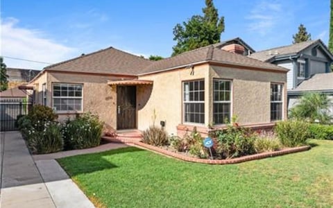 15235 La Maida, Sherman Oaks, CA 91403