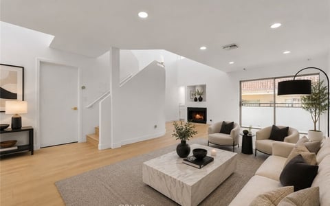 6036 Hazelhurst #C, North Hollywood, CA 91606