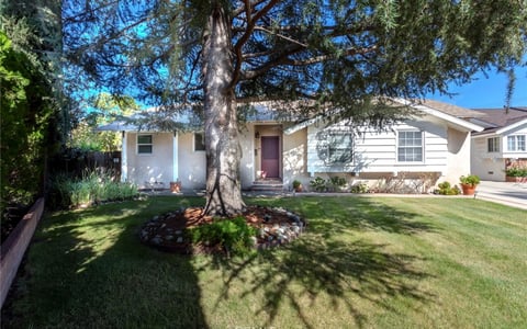 9433 Geyser Avenue, Northridge, CA 91324