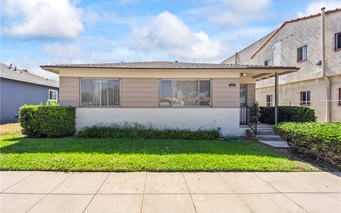 1024 Leonard Avenue, Los Angeles, CA 90022
