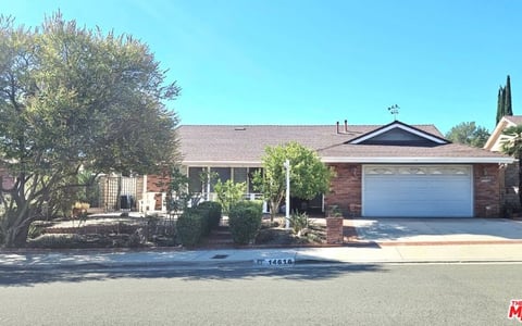 14616 Daisy Meadow Street, Santa Clarita, CA 91387