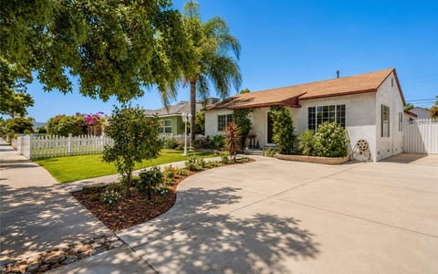 6313 Willowcrest Avenue, North Hollywood, CA 91606