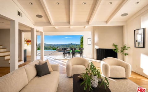3109 Dona Susana Drive, Studio City, CA 91604