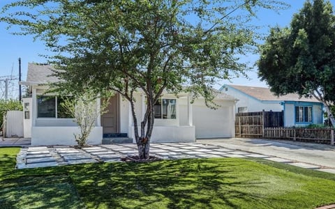 11822 Rialto, Sun Valley, CA 91352