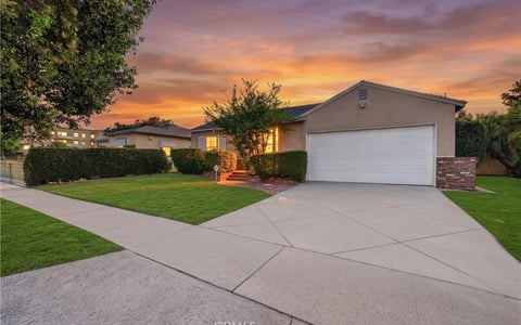6724 De Celis Place, Lake Balboa, CA 91406