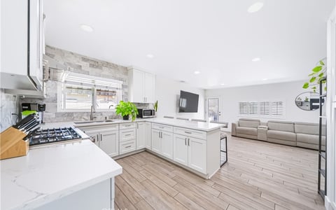 533 E Covina, Covina, CA 91722