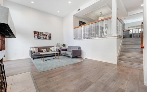 8593 Village Ln, Rosemead, CA 91770
