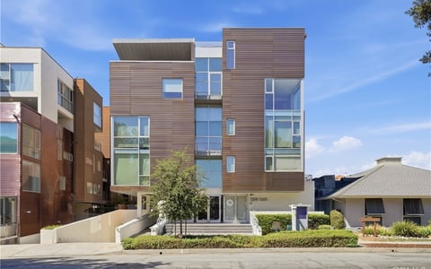 141 S Hudson Avenue 403, Pasadena, CA 91101