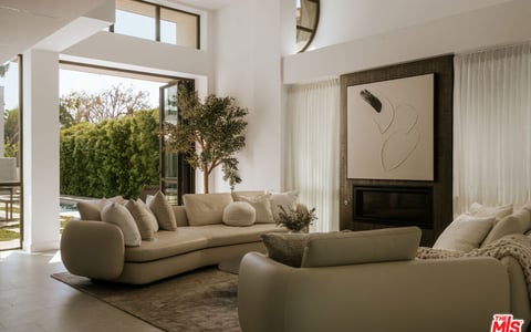 218 Alta Avenue, Santa Monica, CA 90402