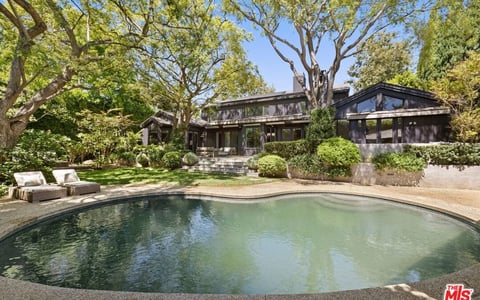 13574 D'Este Drive, Pacific Palisades, CA 90272