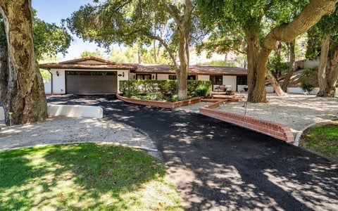 15737 Warm Springs, Canyon Country, CA 91387
