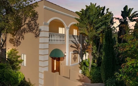 7601 Hollywood Boulevard, Los Angeles, CA 90046