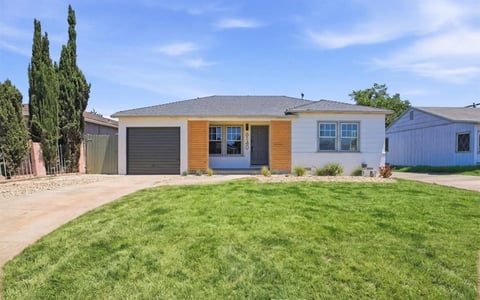 6140 Fulcher, North Hollywood, CA 91606