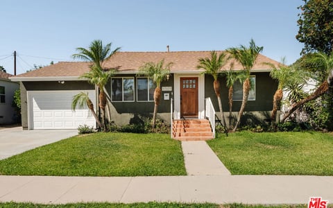 17623 Bromley Street, Encino, CA 91316