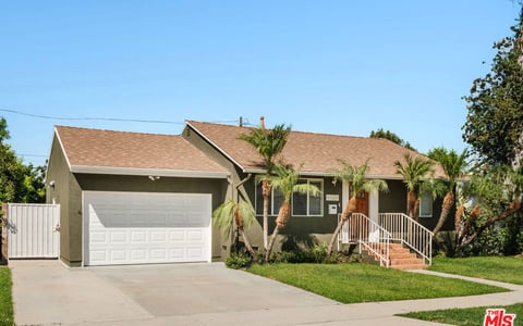 17623 Bromley Street, Encino, CA 91316