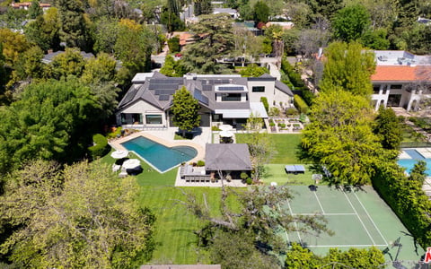 17352 Magnolia Boulevard, Encino, CA 91316
