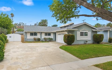 27117 Elias Avenue, Saugus, CA 91350