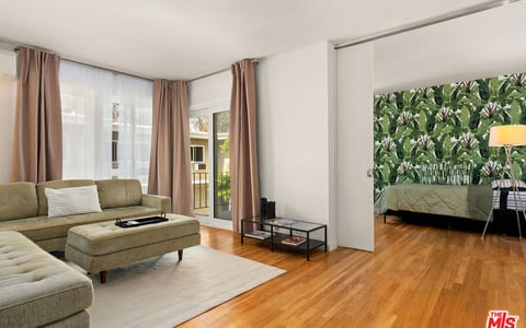 4353 Colfax Avenue 24, Studio City, CA 91604