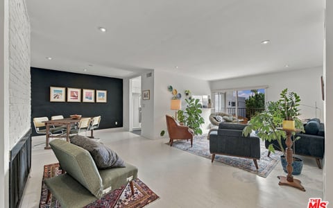 949 N Kings Road 309, West Hollywood, CA 90069