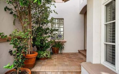 12699 Promontory Road, Los Angeles, CA 90049