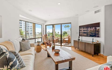140 Ocean Park Boulevard 425, Santa Monica, CA 90405