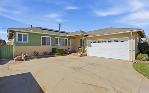 13003 Daphne, Gardena, CA 90249