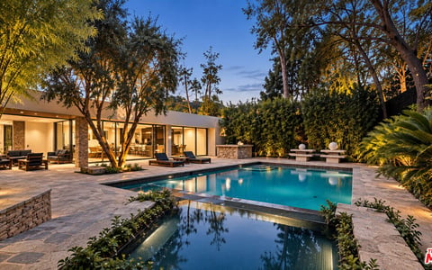 11927 Ashdale Lane, Studio City, CA 91604