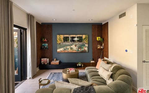 13045 Pacific 117, Los Angeles, CA 90094