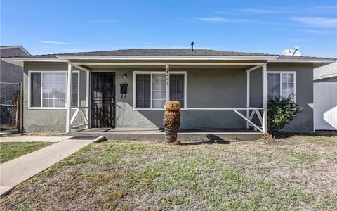 2217 W Raymond, Compton, CA 90220