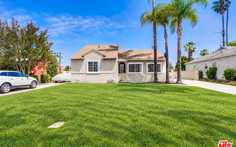 12631 Miranda Street, Valley Village, CA 91607