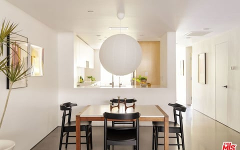 2950 Neilson Way 209, Santa Monica, CA 90405