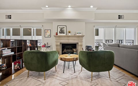 11840 Dorothy Street 302, Los Angeles, CA 90049