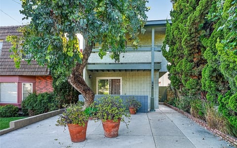 349 Winslow, Long Beach, CA 90814