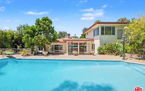 108 N Thurston Avenue, Los Angeles, CA 90049