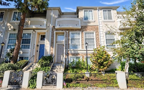 4106 W Kling Street, Burbank, CA 91505