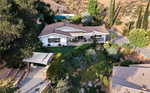 1656 Hazbeth Lane, Glendale, CA 91202