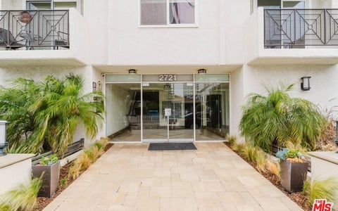 2721 2nd Street 210, Santa Monica, CA 90405