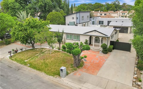 19513 Cantara Street, Reseda, CA 91335