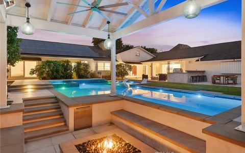4455 California Avenue, Long Beach, CA 90807