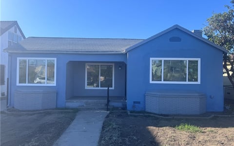 1150 W 64th Street, Los Angeles, CA 90044
