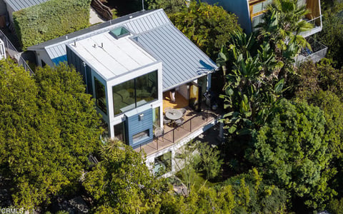 3902 Sunset Drive, Los Angeles, CA 90027
