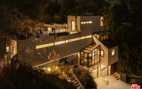 10443 Corfu Lane, Los Angeles, CA 90077